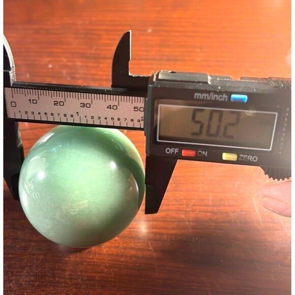 Green Aventurine Sphere - Picture 3 of 3